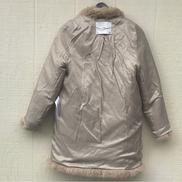 Blogger favorite Mango faux fur tan coat - Picture 5 of 16